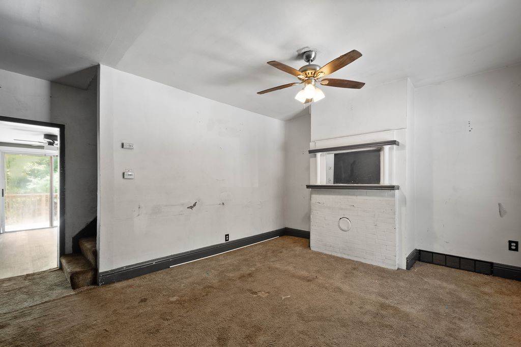Brighton Heights, PA 15212,1097 Woods Run Ave