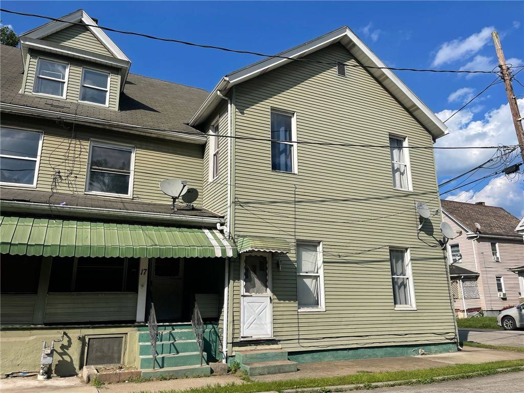 New Castle, PA 16102,17 Darlington Ave