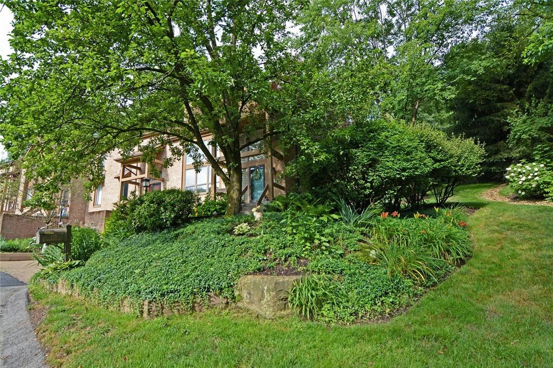 Fox Chapel, PA 15238,110 Millstone Ln