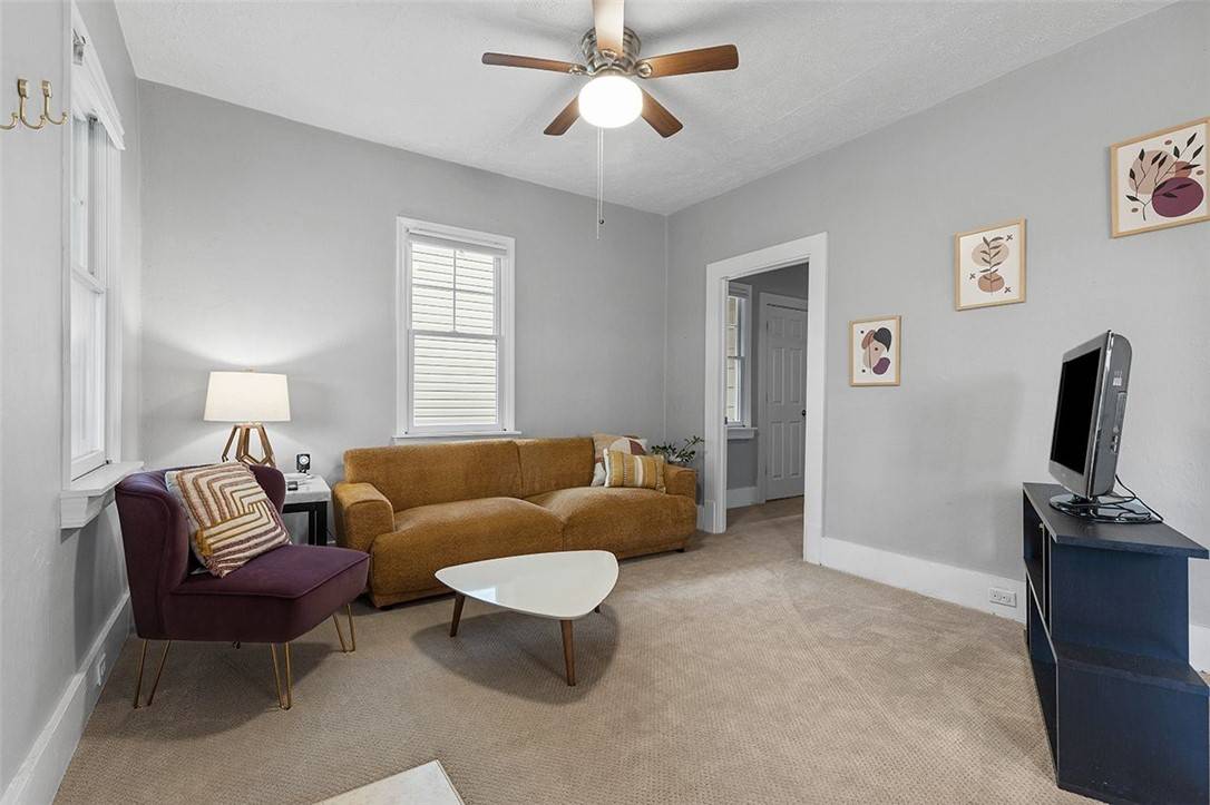 Canonsburg, PA 15317,447 Highfield