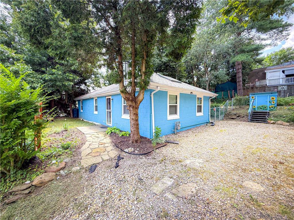 Springdale Twp, PA 15049,808 Thompson Run Road