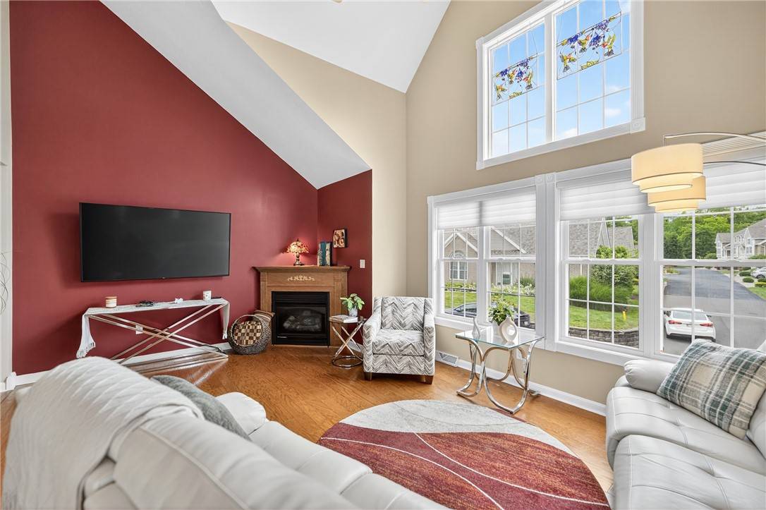 North Strabane, PA 15317,1049 Waterford Ct E