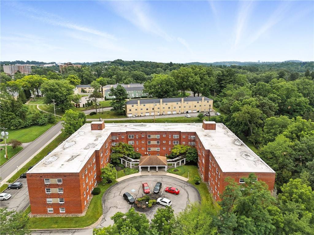 Ross Twp, PA 15237,5900 Babcock Boulevard #42