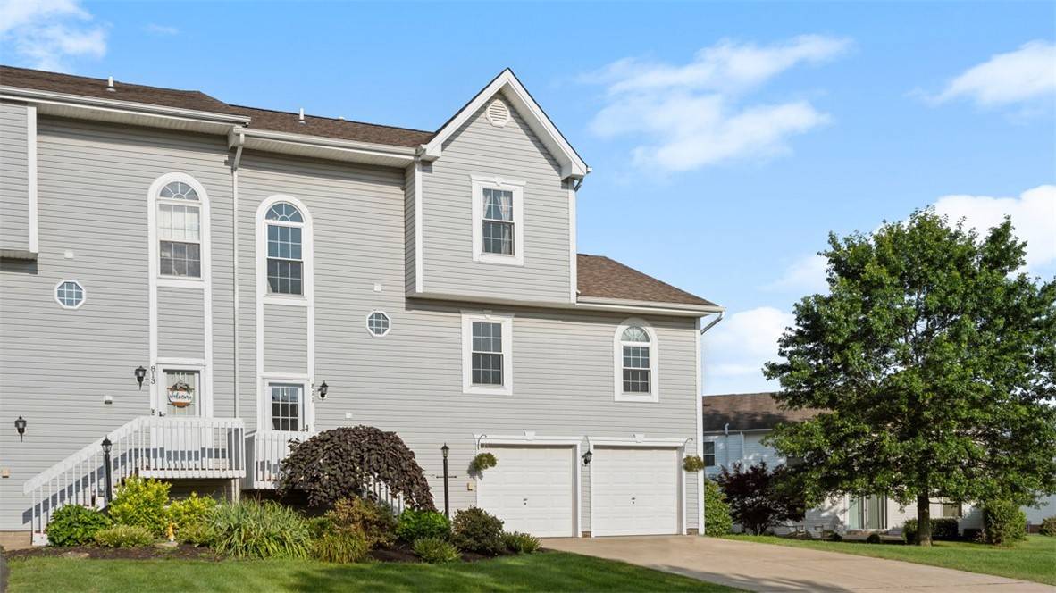 Cranberry Twp, PA 16066,811 Sunset Cir #811
