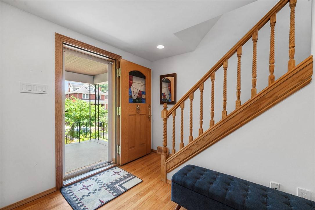Regent Square, PA 15218,1229 Richmond Street