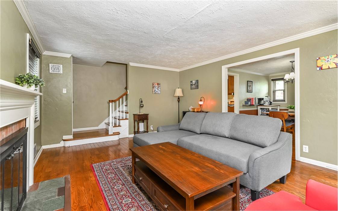 Ross Twp, PA 15229,811 Jefferson Drive