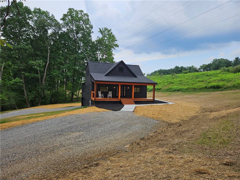 Center Twp, PA 16001,120 Spring Run Rd