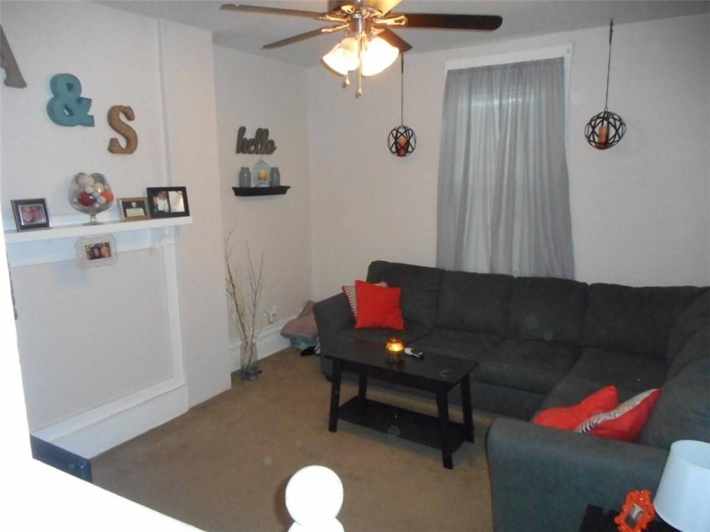 Belle Vernon, PA 15012,427 Pearl Alley #1