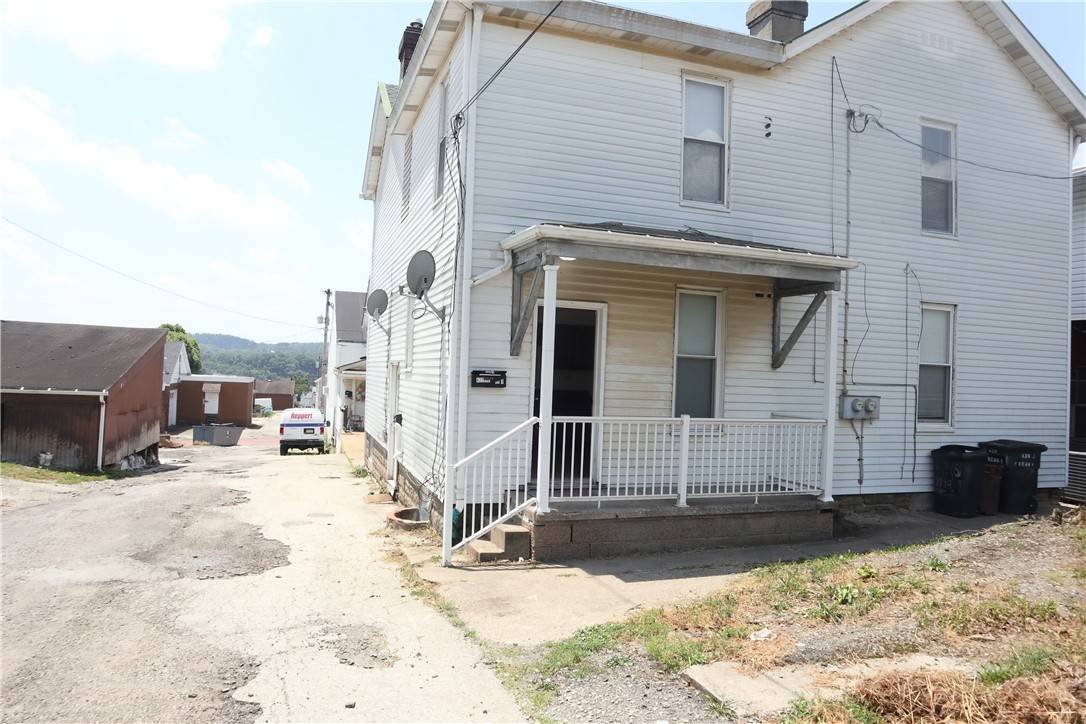 Belle Vernon, PA 15012,427 Pearl Alley #1