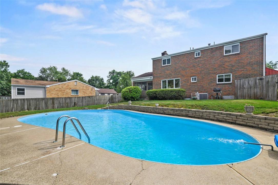 Shaler, PA 15101,407 Laurel Hill Rd