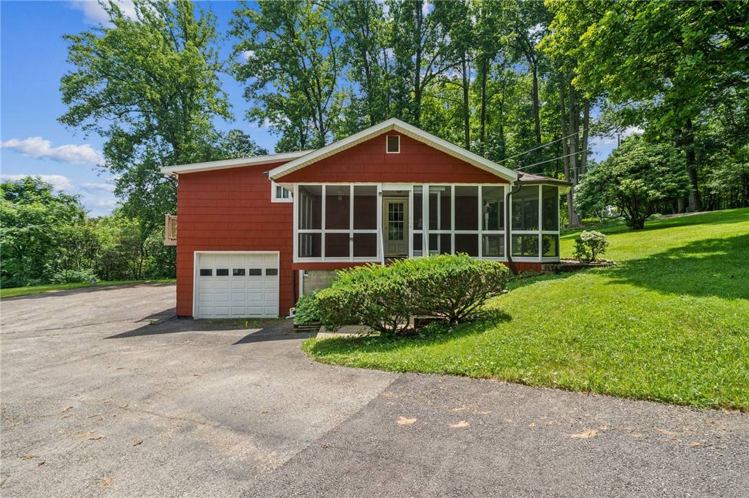 Unity  Twp, PA 15650,1406 Rolling Acres Rd