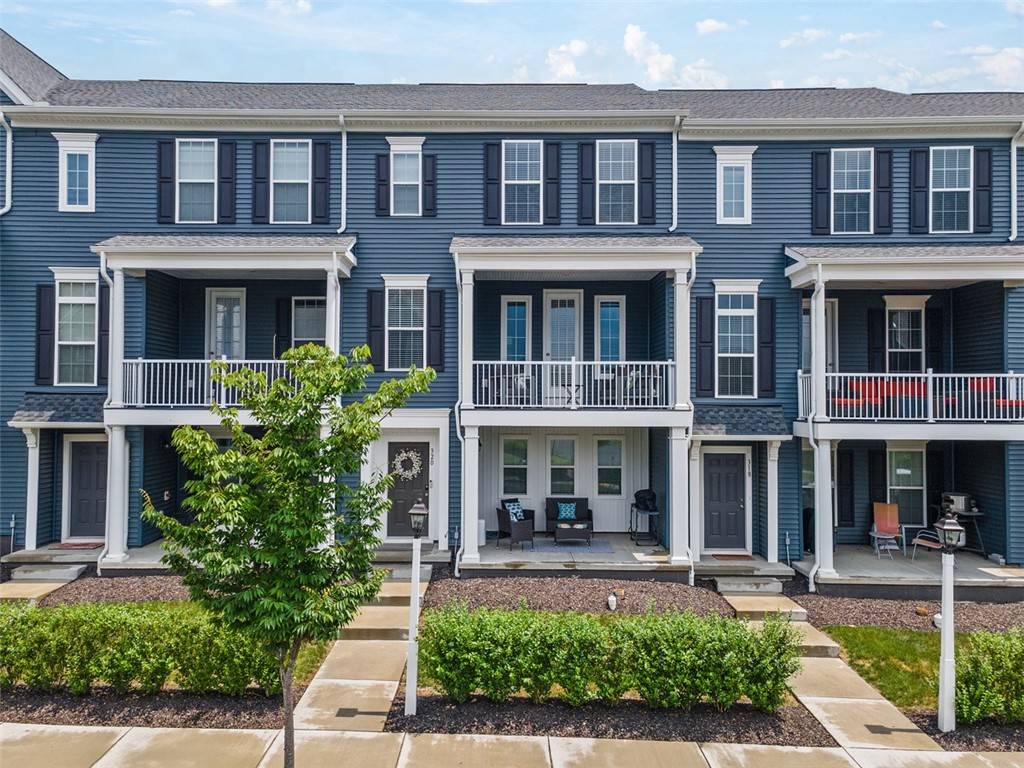 Cranberry Twp, PA 16066,320 Harlequin St
