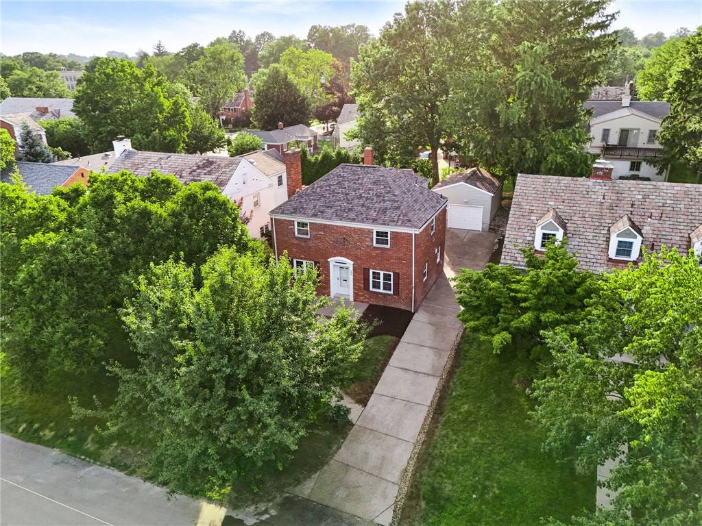 Mt Lebanon, PA 15228,586 Kenilworth Dr