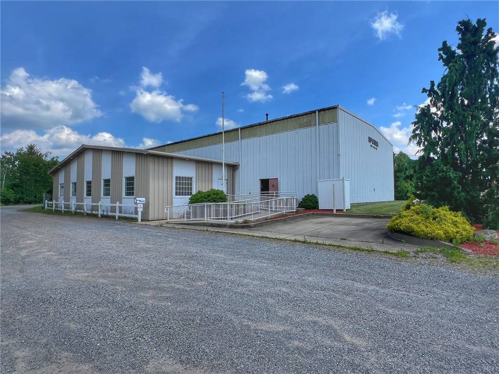 Shenango Twp, PA 16101,2975 New Butler Road