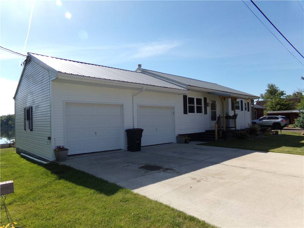 Lake Stonycreek, PA 15541,408 Sunset Road