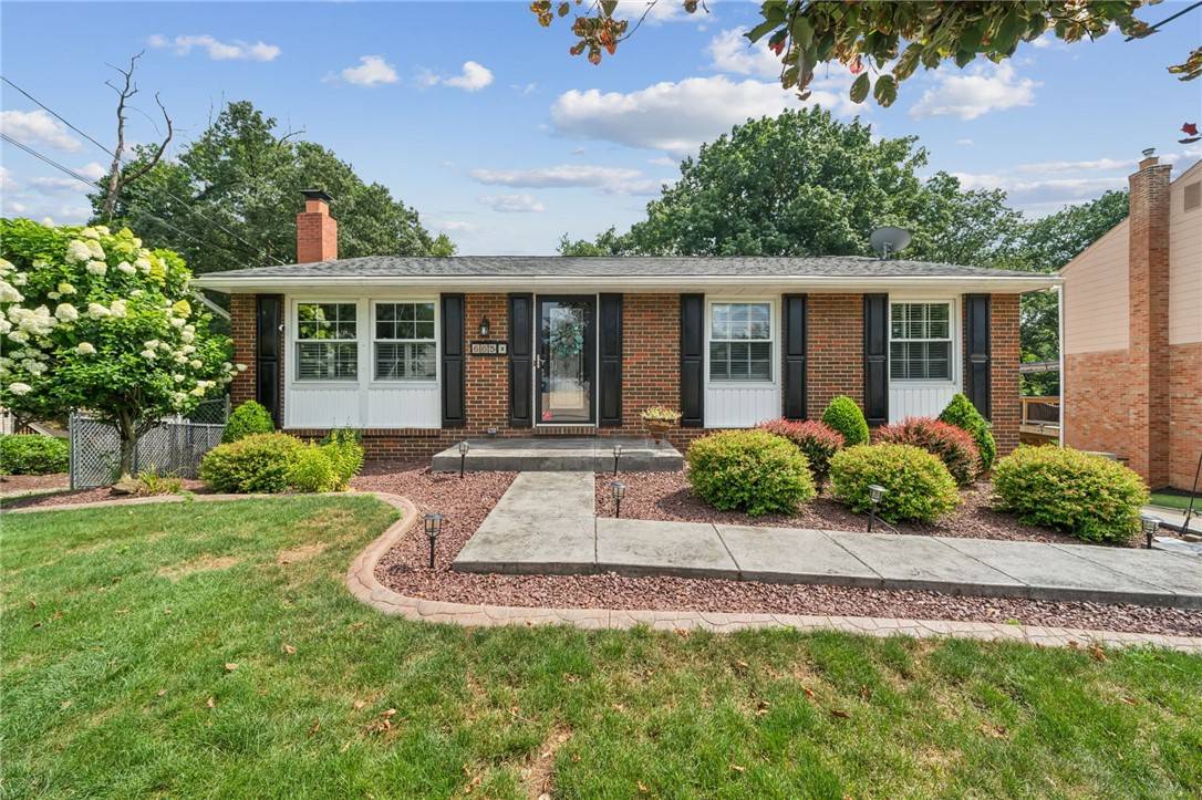 Plum Boro, PA 15239,665 Surfside Dr