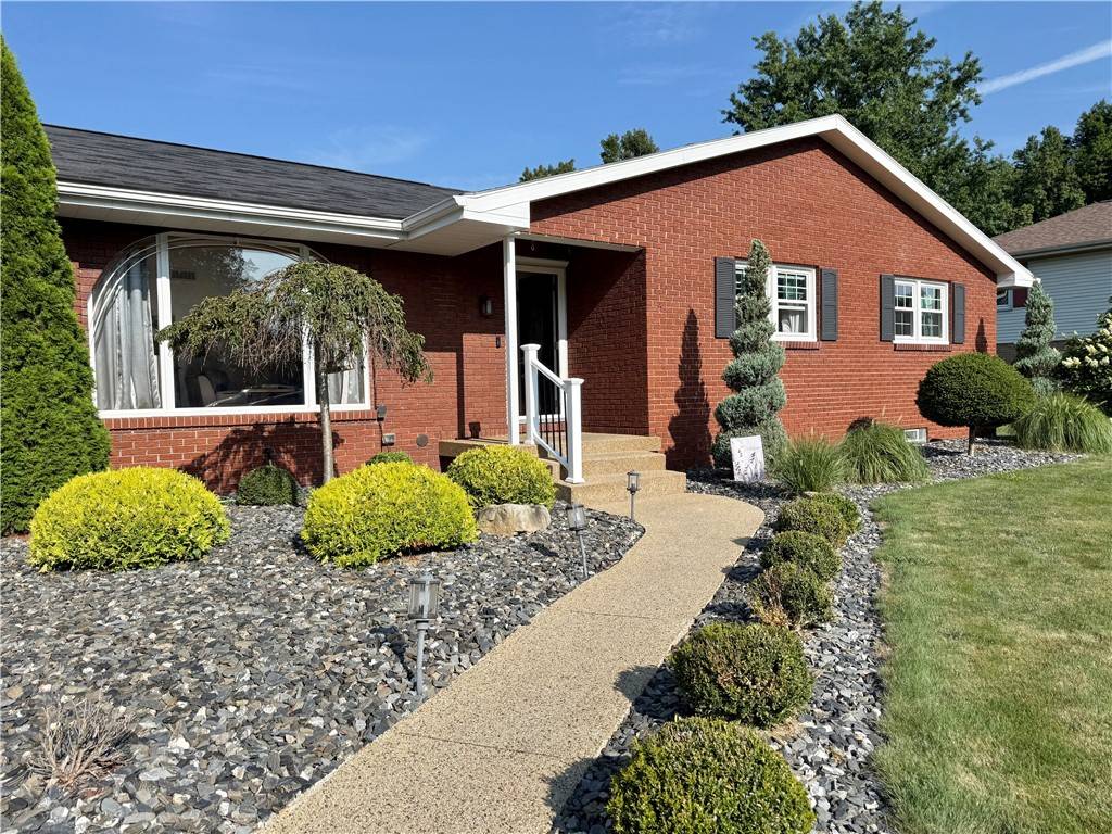 Neshannock Twp, PA 16105,3215 Elm Dr