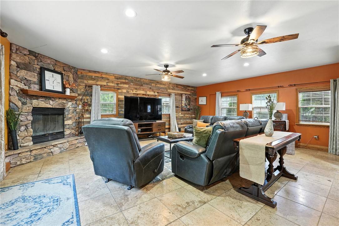Neshannock Twp, PA 16105,8 Stephen Dr