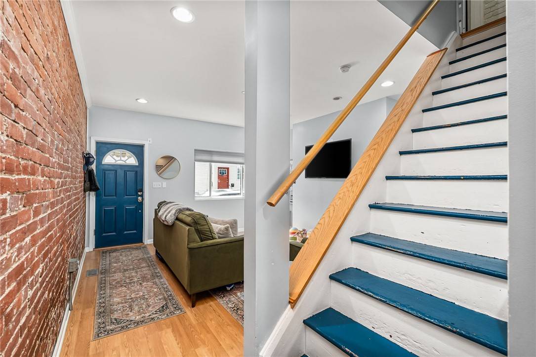 Bloomfield, PA 15224,330 Taylor Street