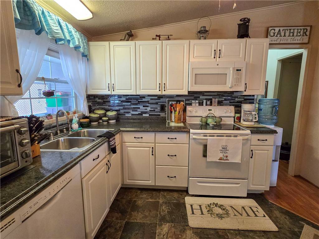 Salem Twp, PA 15626,120 Farnsworth Dr