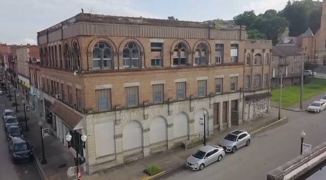Charleroi Boro, PA 15033,589 Mckean Ave