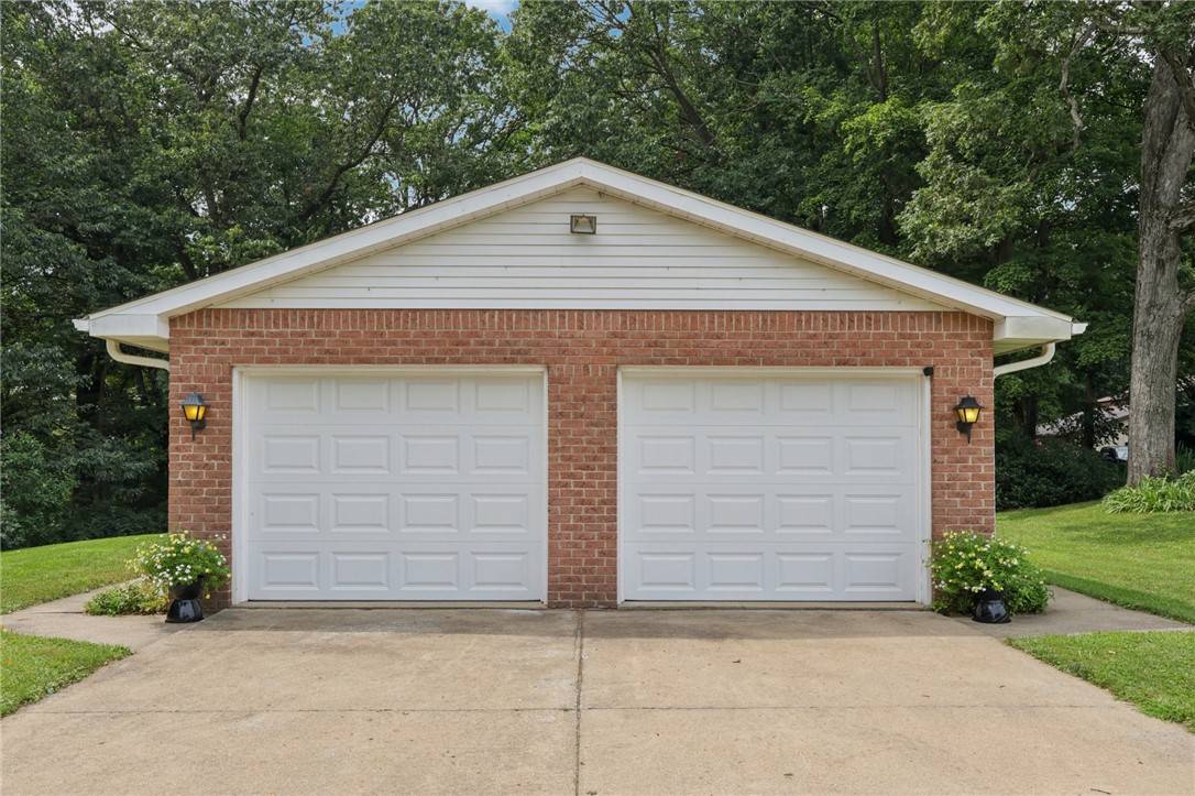 Lancaster Twp, PA 16037,100 Joshua Drive