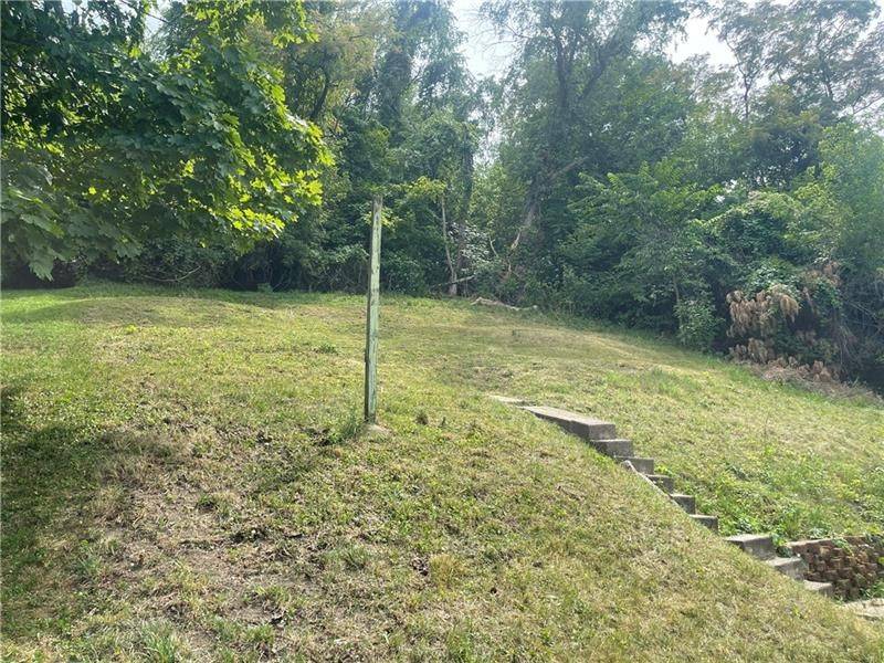 North Huntingdon, PA 15642,10040 Broadway St