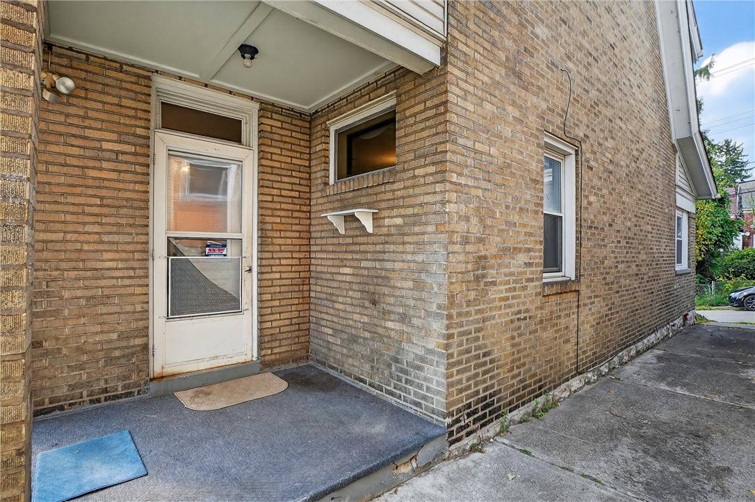 Knoxville, PA 15210,202 Wilbur St