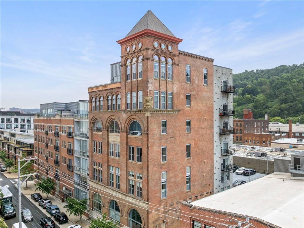 Downtown Pgh, PA 15222,2434 Smallman St #416