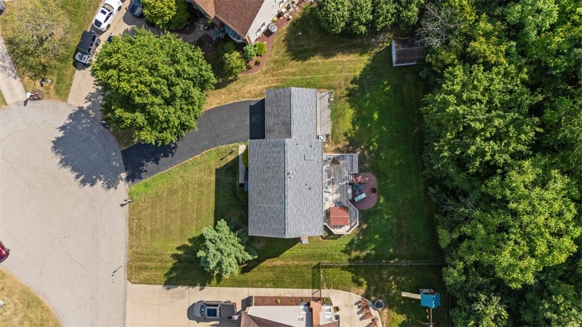 South Park, PA 15129,1270 Barnstaple Dr