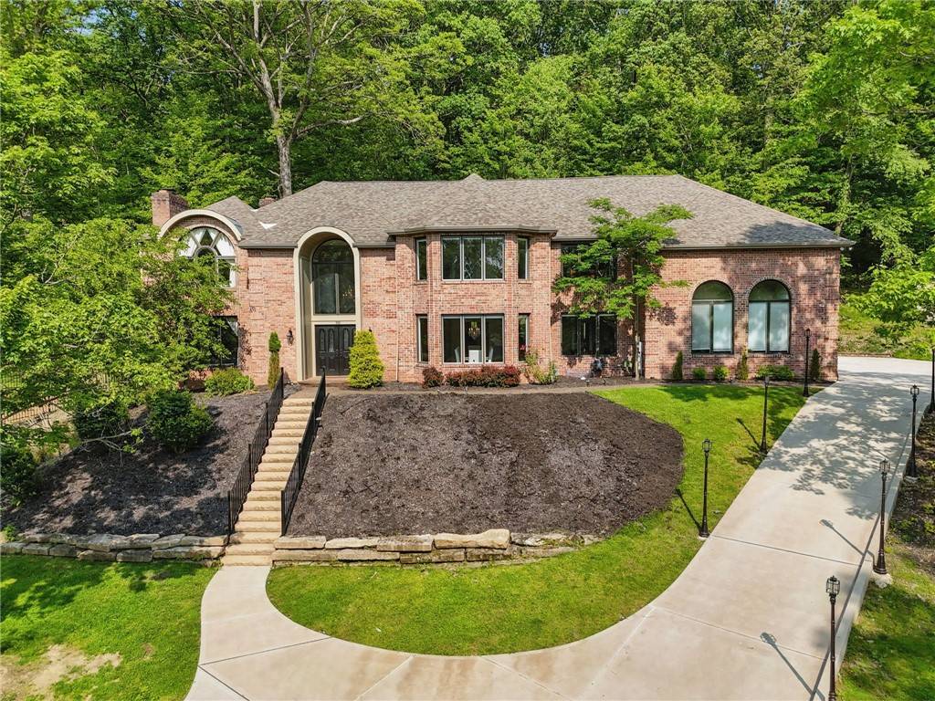 Fox Chapel, PA 15238,559 Normandy Ct