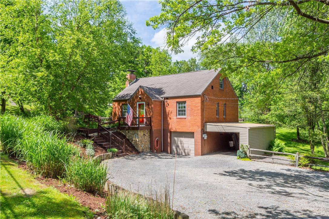 Peters Twp, PA 15367,105 Brookwood Rd