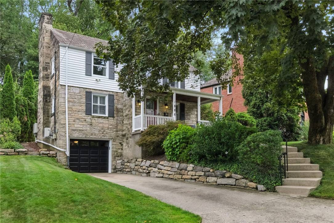 Mt Lebanon, PA 15216,886 N Meadowcroft Ave