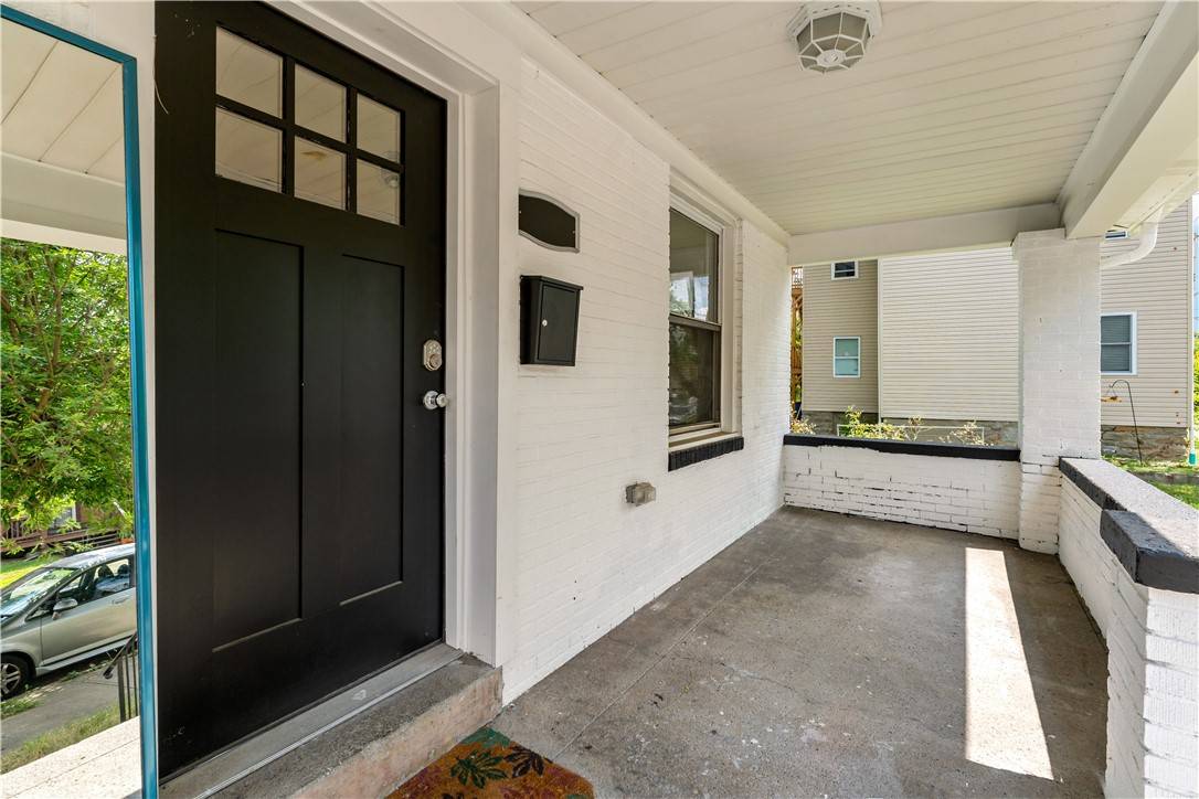 Point Breeze, PA 15221,7717 Tuscarora St