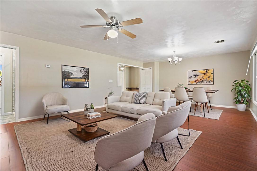 Cranberry Twp, PA 16066,313 Byron Circle