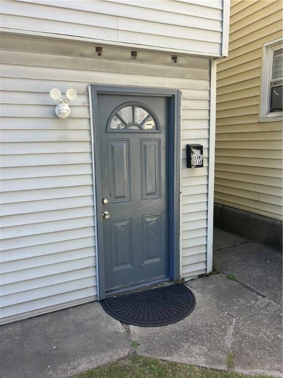Rochester, PA 15074,427 Adams St Rear