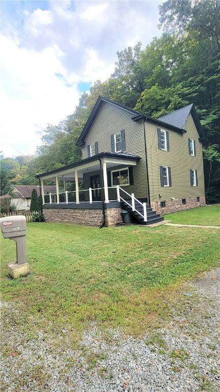 West Mifflin, PA 15122,1319 New England