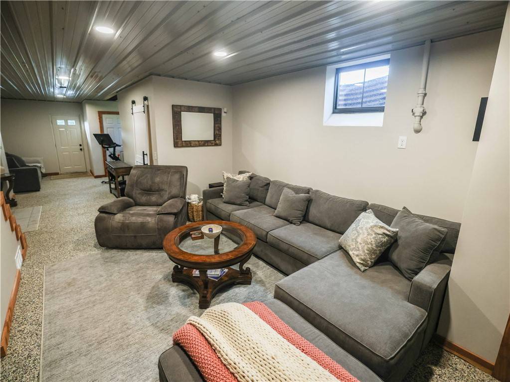 N Franklin Twp, PA 15301,121 Oakmont Street
