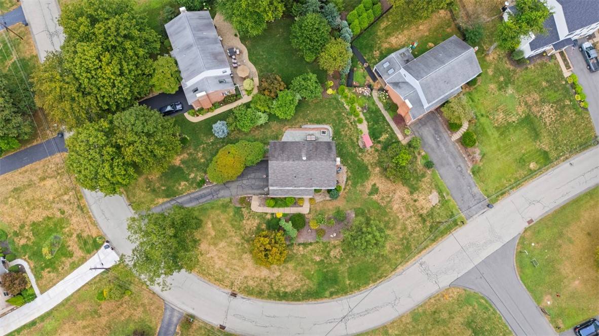 St Clair, PA 15241,1251 Greystone Dr