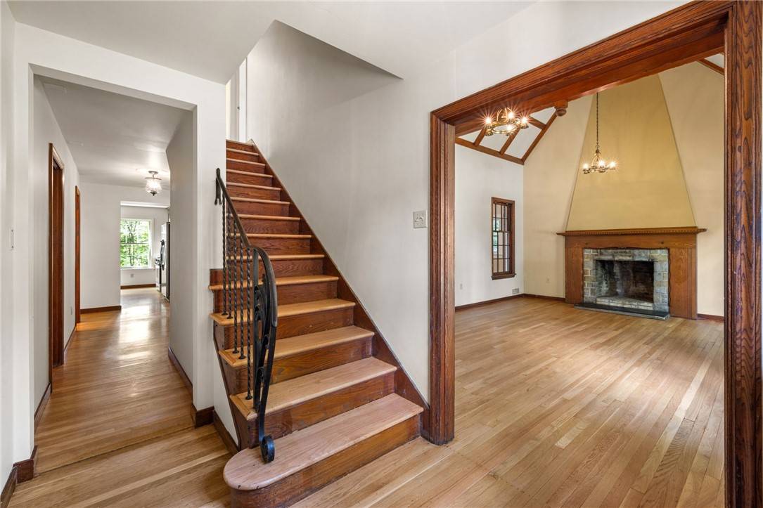 Squirrel Hill, PA 15218,1182 Windermere Drive