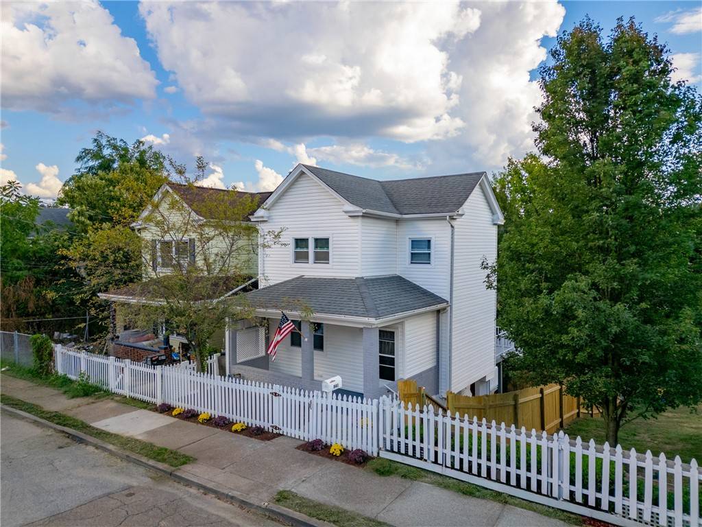Mckees Rocks, PA 15136,841 Railroad St