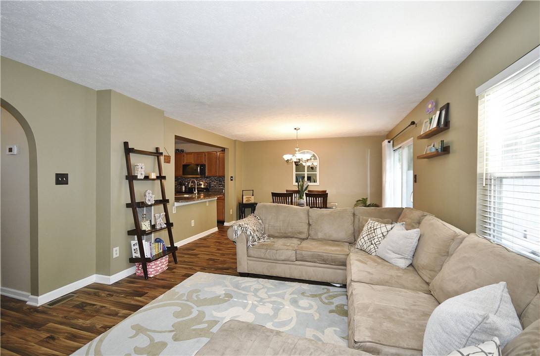 Cecil, PA 15055,1509 Yorktown Dr