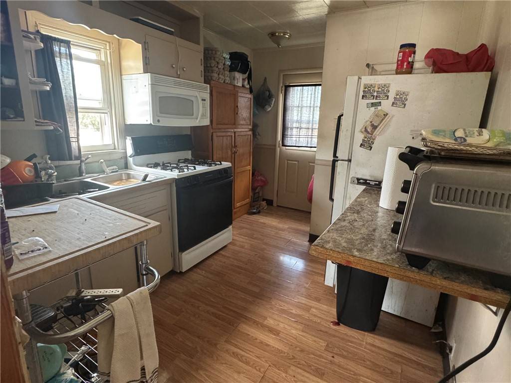 Conway, PA 15027,110 13th St