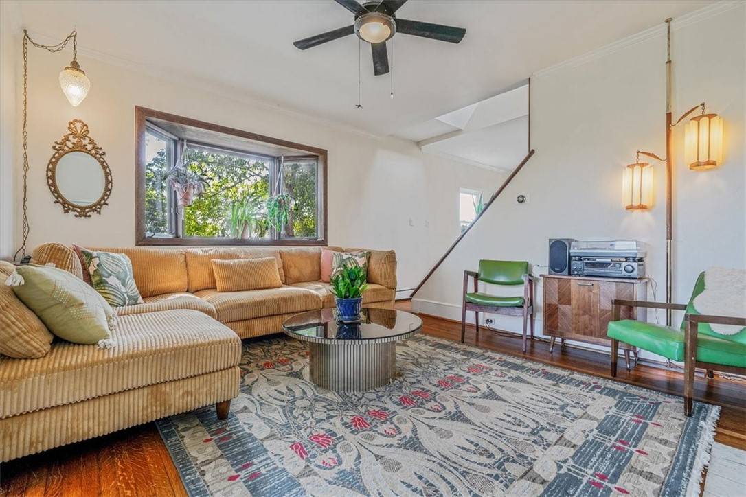 Greenfield, PA 15217,952 Deely St