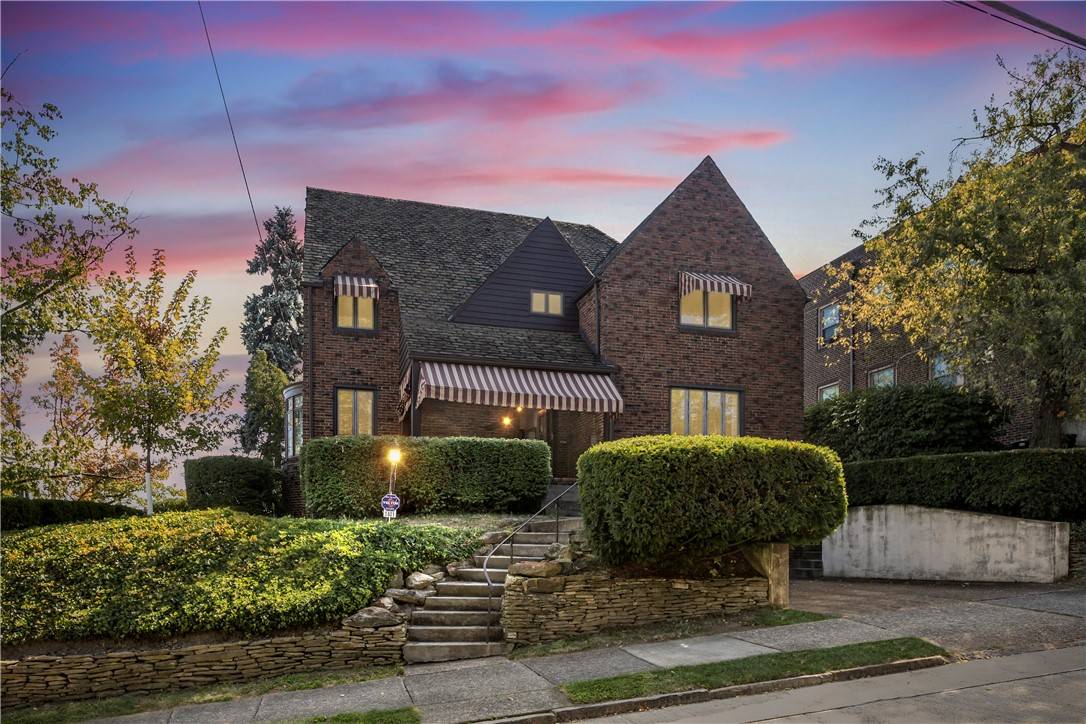 Carrick, PA 15210,1401 Amanda St