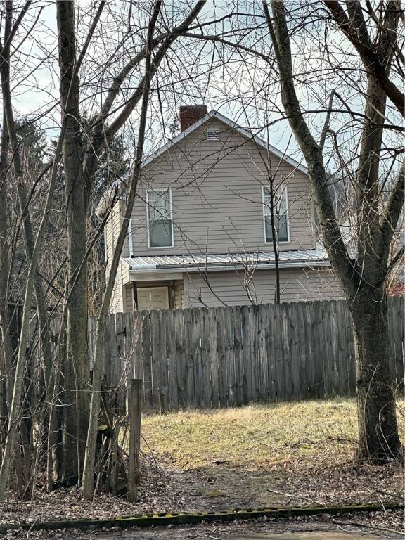 Donora, PA 15033,70 Castner Avenue