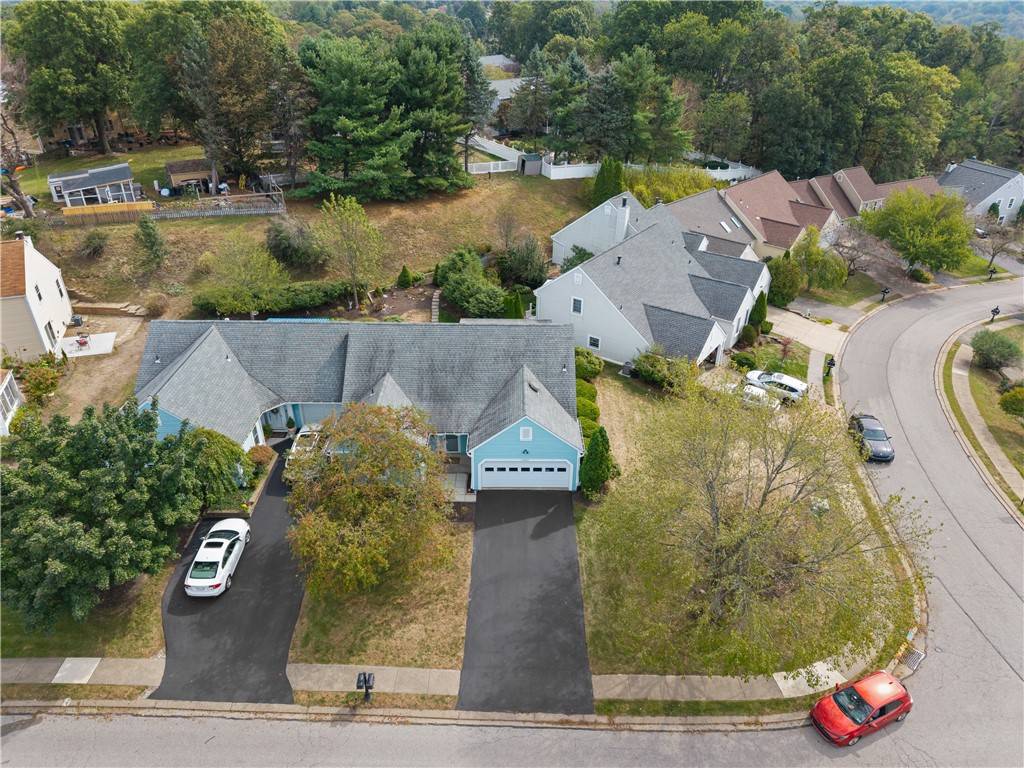 Franklin Park, PA 15090,2569 Pheasant Run #B