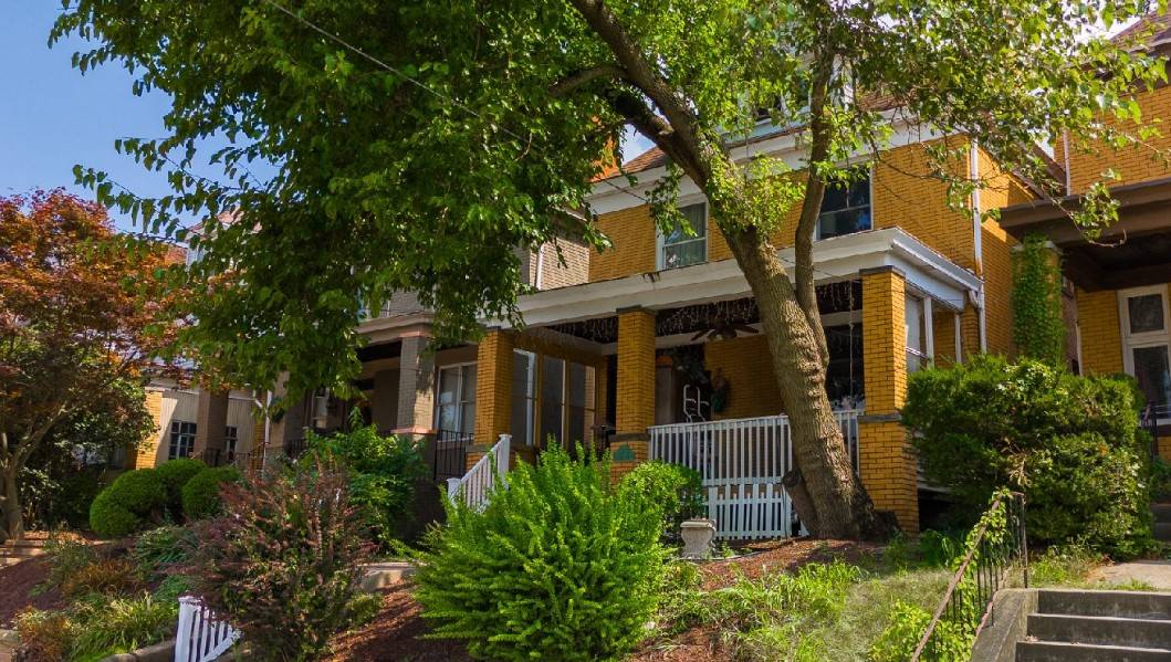 Carrick, PA 15227,31 Claus Ave