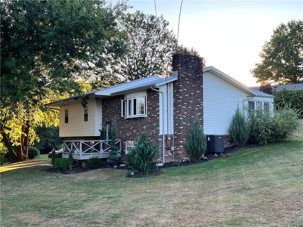 Waynsbrg/frankln Twp, PA 15370,20 Colonial Drive