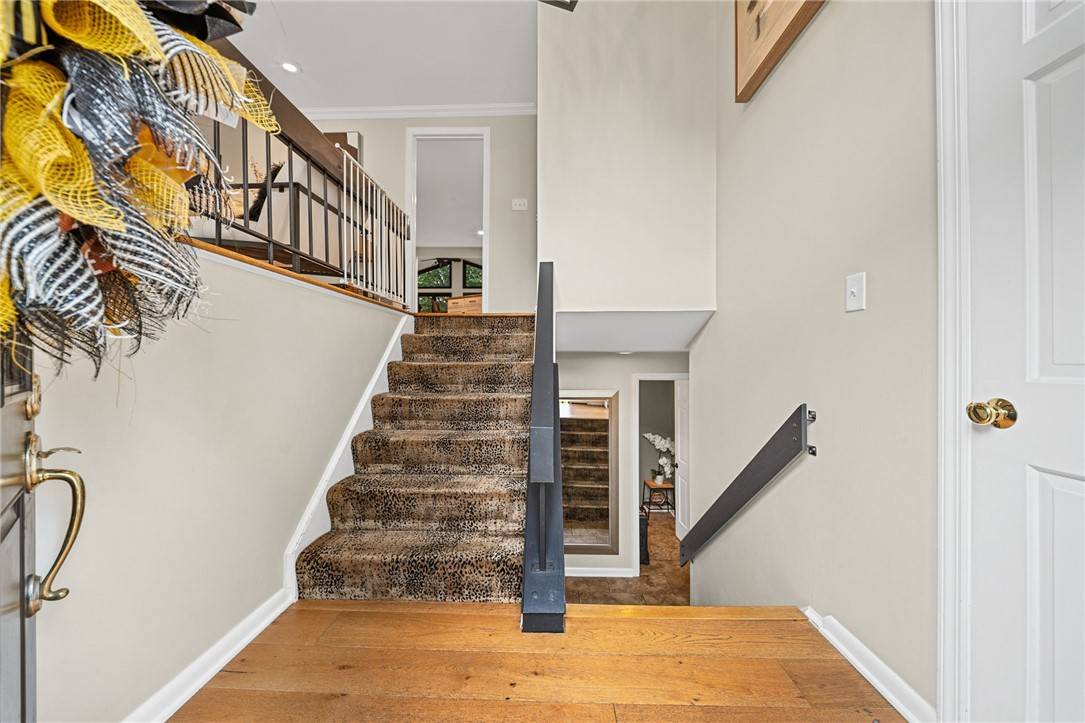 Upper St Clair, PA 15241,2384 Mill Grove Rd